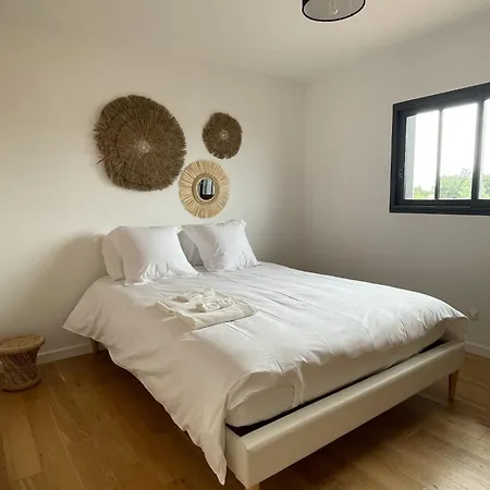 Contemporaine Avec Piscine Villa