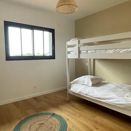 Contemporaine Avec Piscine Villa