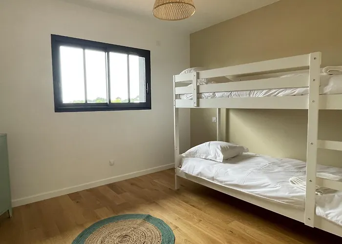 Avec Piscine Chauffee Villa